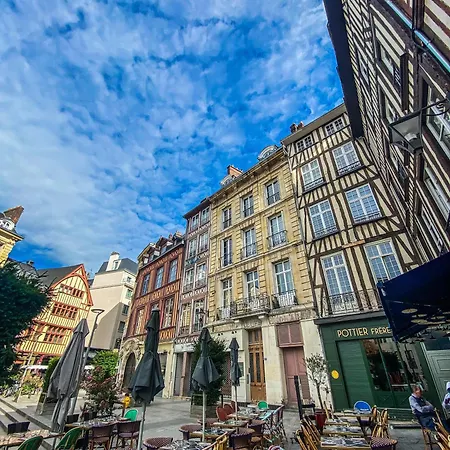 Selene By Kleidos - T2 Romantique Dans Le Centre Historique De Rouen, Proche Gare Appartement